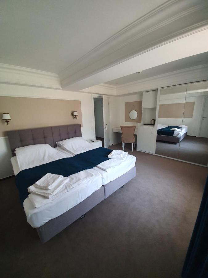 Vila Berlin Hotell Poiana Brasov Eksteriør bilde