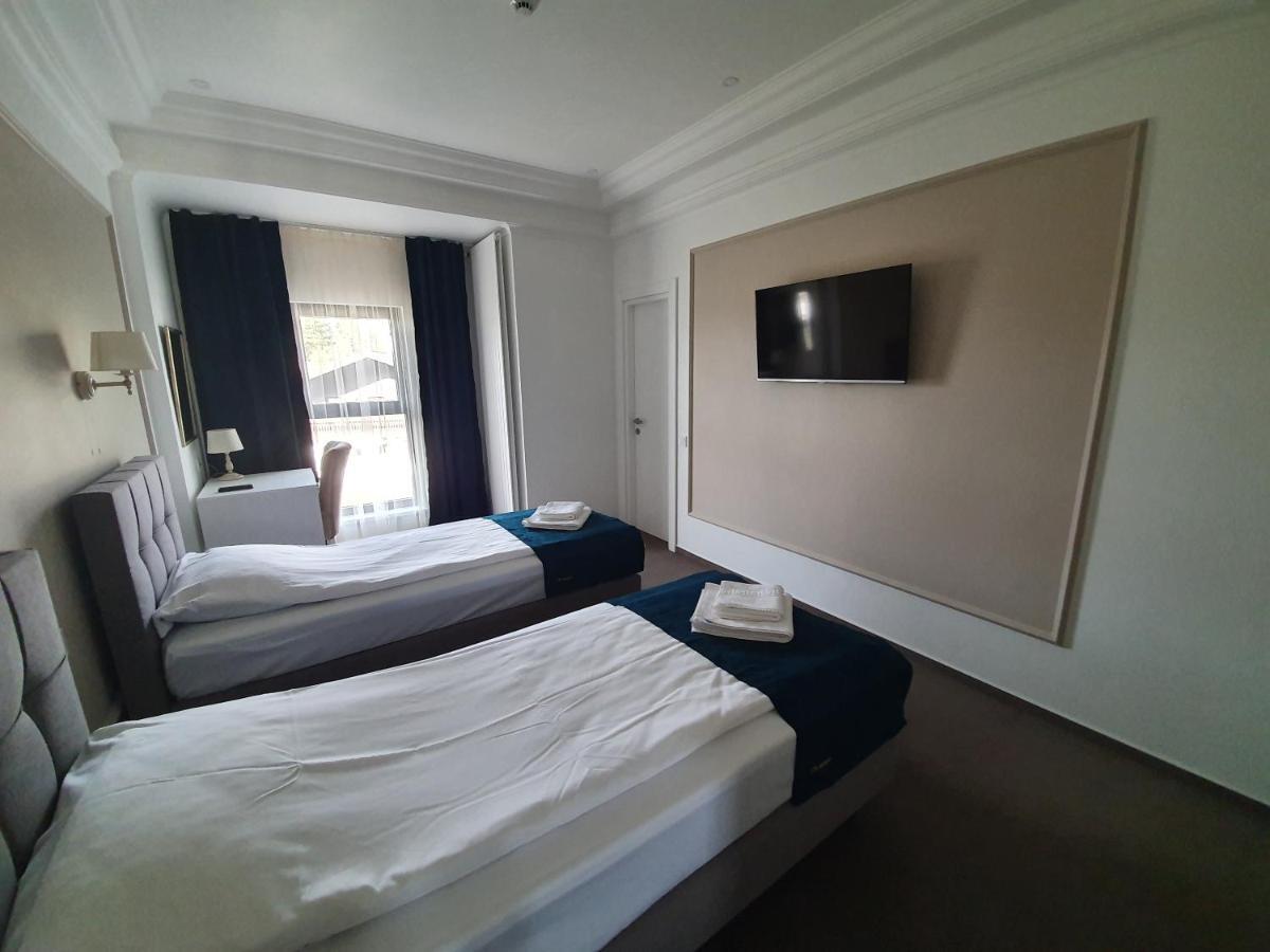 Vila Berlin Hotell Poiana Brasov Eksteriør bilde
